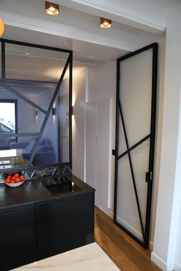Appartement Face Mer Avec Terrasse Et Parking تروفيي سور مير المظهر الخارجي الصورة