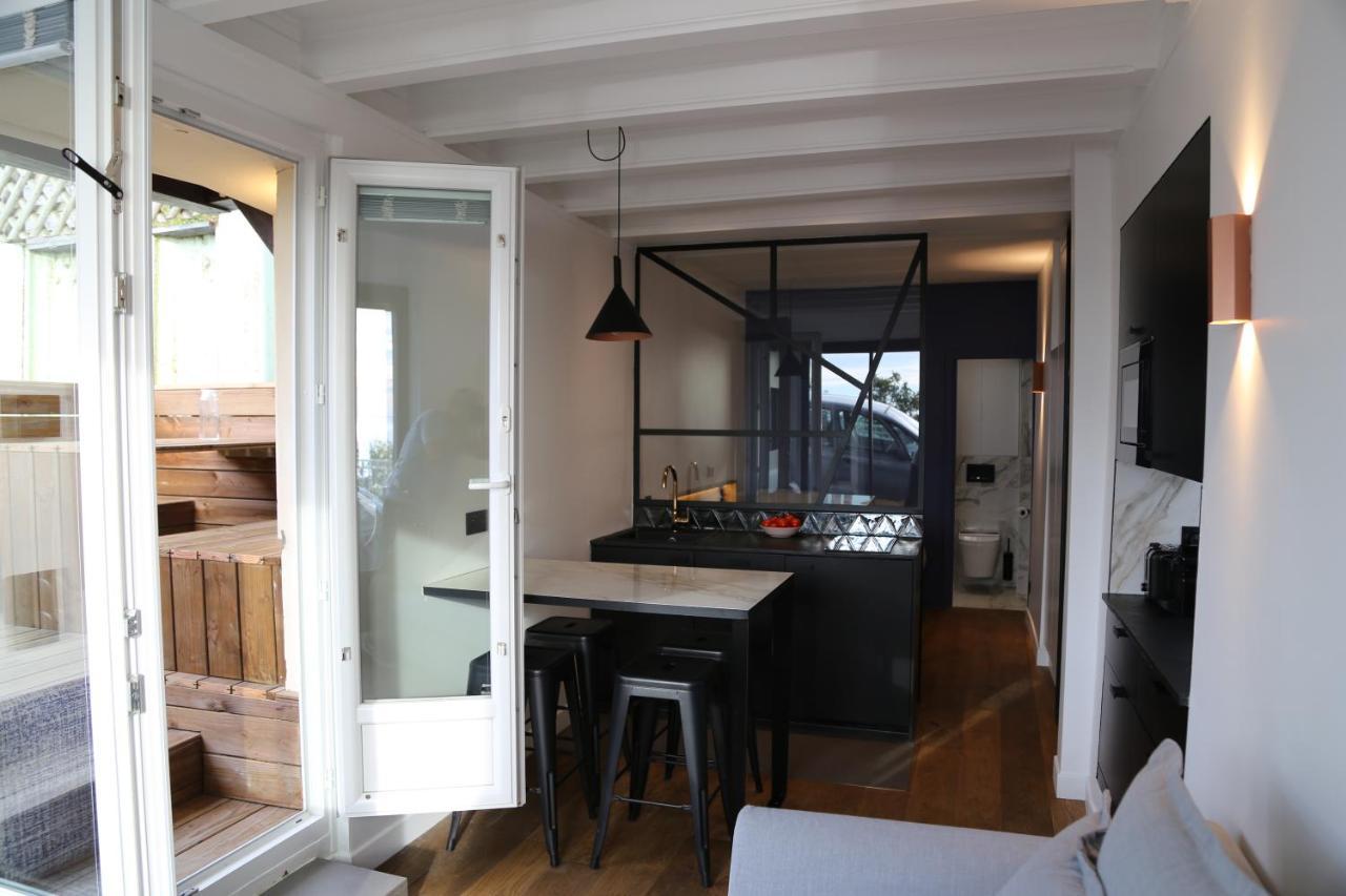 Appartement Face Mer Avec Terrasse Et Parking تروفيي سور مير المظهر الخارجي الصورة